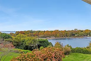 8 September Ln, Glen Cove, NY 11542 - Photo 35