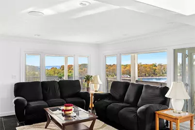 8 September Lane, Glen Cove, NY 11542 - Photo 13