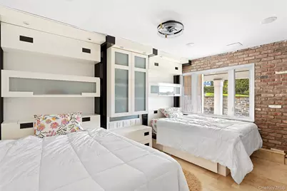 8 September Lane, Glen Cove, NY 11542 - Photo 23