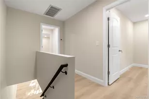 4 Pine St, Huntington, NY 11743 - Photo 11