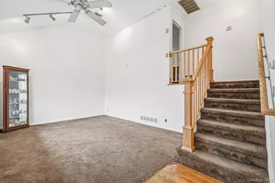 889 Fox Meadow Road, Yorktown Heights, NY 10598 - Photo 5