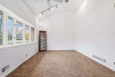 889 Fox Meadow Road, Yorktown Heights, NY 10598 - Photo 7