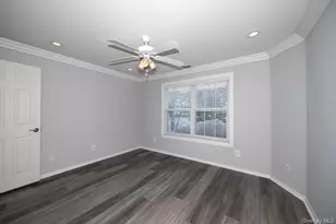 191 Overlook Dr, Farmingville, NY 11738 - Photo 9