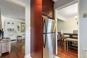 84 Charter Cir, Ossining, NY 10562 - Photo 13