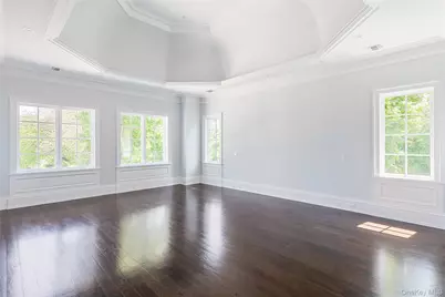 6 Foxwood Road, Great Neck, NY 11024 - Photo 21