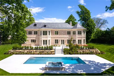 6 Foxwood Road, Great Neck, NY 11024 - Photo 3