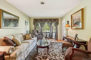 319 Bliss Ln, Valley Cottage, NY 10989 - Photo 7