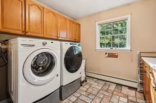 319 Bliss Ln, Valley Cottage, NY 10989 - Photo 29