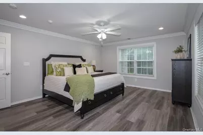 172 Overlook Drive #172, Farmingville, NY 11738 - Photo 5