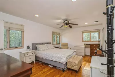 6 Selma Court, East Northport, NY 11731 - Photo 19