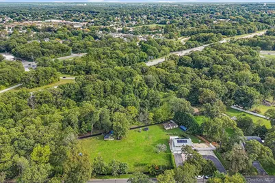 61 Old Indian Head Road, Commack, NY 11725 - Photo 37