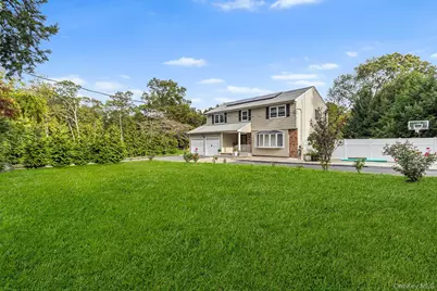 61 Old Indian Head Road, Commack, NY 11725 - Photo 3