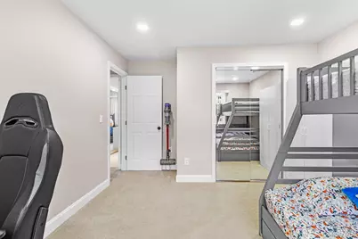 61 Old Indian Head Road, Commack, NY 11725 - Photo 21