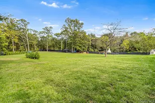 61 Old Indian Head Rd, Commack, NY 11725 - Photo 35