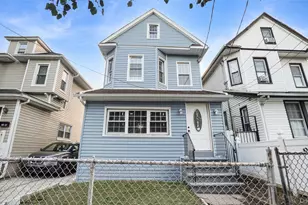 10520 Remington Sreeet, Jamaica, NY 11435 - Photo 9