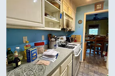 669 Pelham Road #C-10, New Rochelle, NY 10805 - Photo 9