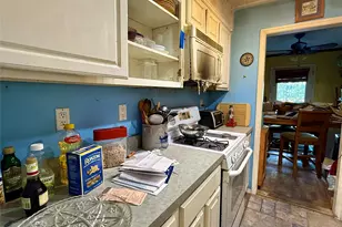 669 Pelham Rd, New Rochelle, NY 10805 - Photo 9