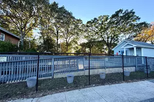 669 Pelham Rd, New Rochelle, NY 10805 - Photo 13