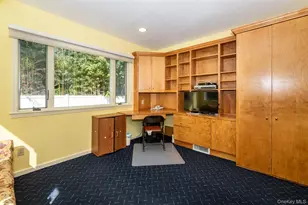 18 Lomond Pl, New Rochelle, NY 10804 - Photo 7