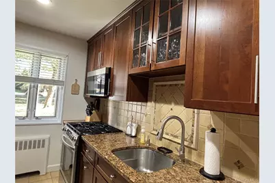 41 Lawrence Drive #A, White Plains, NY 10603 - Photo 9