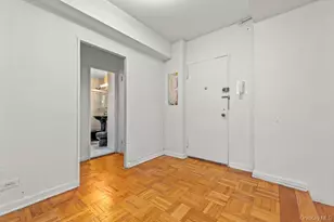 98-26 64th Ave, Rego Park, NY 11374 - Photo 5
