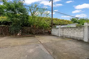 114-27 Bedell St, Jamaica, NY 11434 - Photo 17