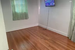 854 Throgs Neck Expressway, Bronx, NY 10465 - Photo 13