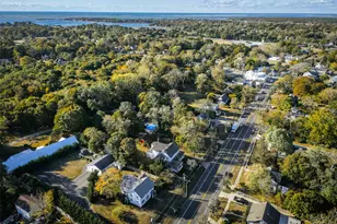 428 Montauk Hwy, East Moriches, NY 11940 - Photo 3