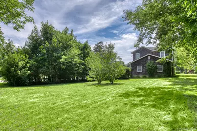 385 Cottage Place, Southold, NY 11971 - Photo 7