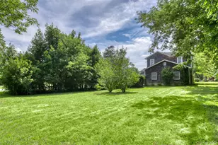 385 Cottage Pl, Southold, NY 11971 - Photo 7