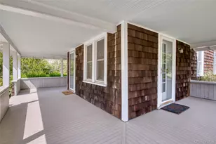 385 Cottage Pl, Southold, NY 11971 - Photo 3