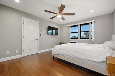 693 Wantagh Avenue, Wantagh, NY 11793 - Photo 19