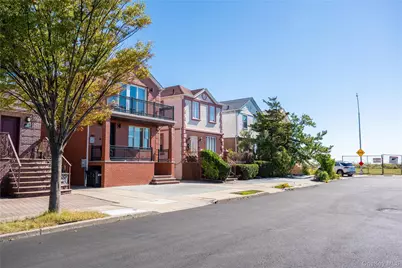 289 Exeter Street, Brooklyn, NY 11235 - Photo 17