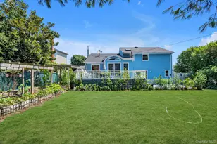 38 Loretta Dr, Syosset, NY 11791 - Photo 21