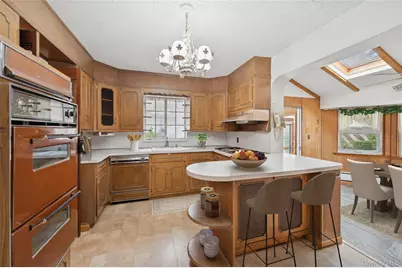 87 Elton Street, West Hempstead, NY 11552 - Photo 7