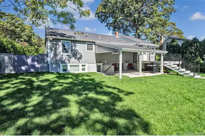 35 Suffolk Road, Hampton Bays, NY 11946 - Photo 11