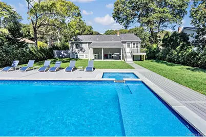 35 Suffolk Road, Hampton Bays, NY 11946 - Photo 9