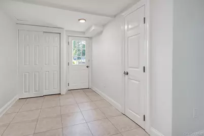 35 Suffolk Road, Hampton Bays, NY 11946 - Photo 33