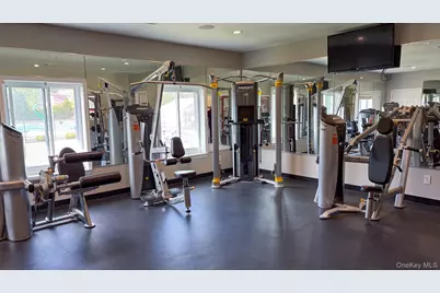 202 Pointe Circle North #202, Coram, NY 11727 - Photo 21