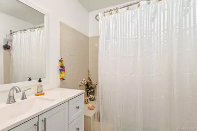 202 Pointe Circle North #202, Coram, NY 11727 - Photo 15