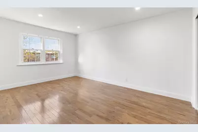 836 E 221st Street, Bronx, NY 10467 - Photo 23