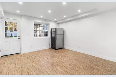 836 E 221st Street, Bronx, NY 10467 - Photo 5
