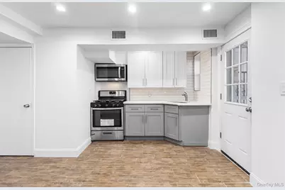 836 E 221st Street, Bronx, NY 10467 - Photo 7