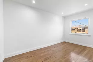 836 E 221st St, Bronx, NY 10467 - Photo 25