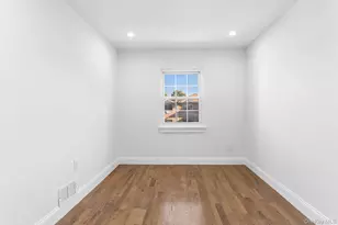 836 E 221st St, Bronx, NY 10467 - Photo 27