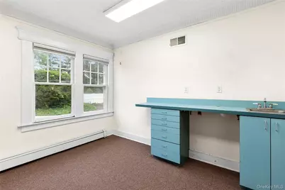 1018 Roanoke Avenue, Riverhead, NY 11901 - Photo 11