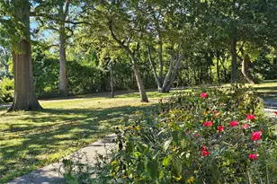 153-27 Foch Blvd, Jamaica, NY 11434 - Photo 15