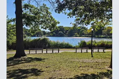 153-27 Foch Blvd, Jamaica, NY 11434 - Photo 15