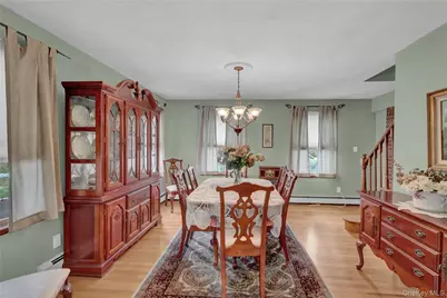 60 South Avenue, Smithtown, NY 11787 - Photo 13