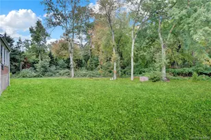 60 South Ave, Smithtown, NY 11787 - Photo 29